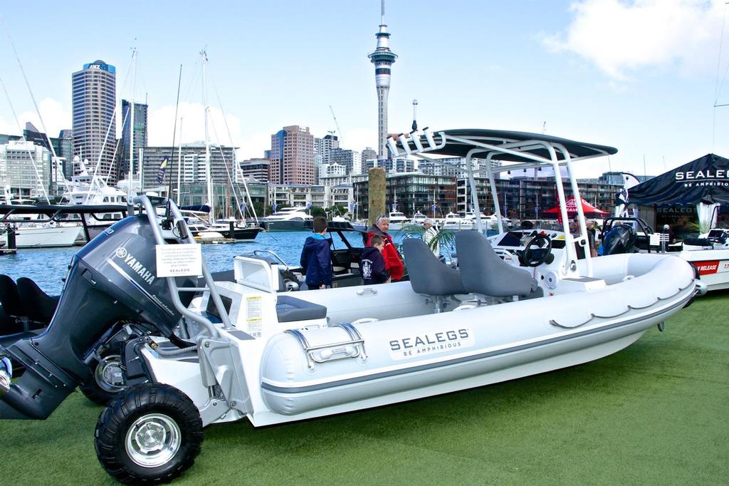 - 2017 Auckland on the Water Boat Show - Day 3 © Richard Gladwell www.photosport.co.nz